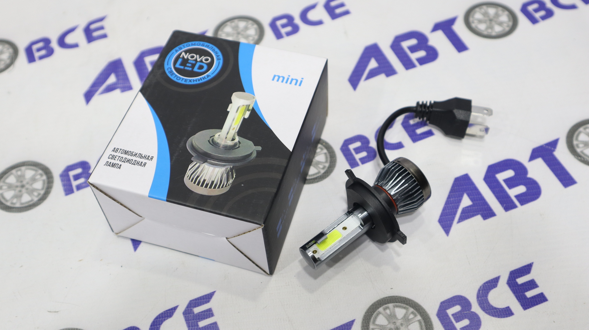 Лампа фары LED - диодная H4 комплект 2шт MINI BULBS NovoLED